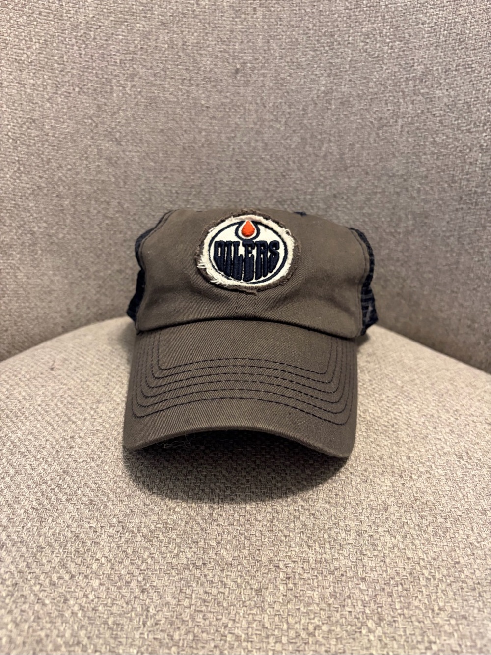 47 BRAND- Edmonton oiler size S/M distressed fitted trucker hat